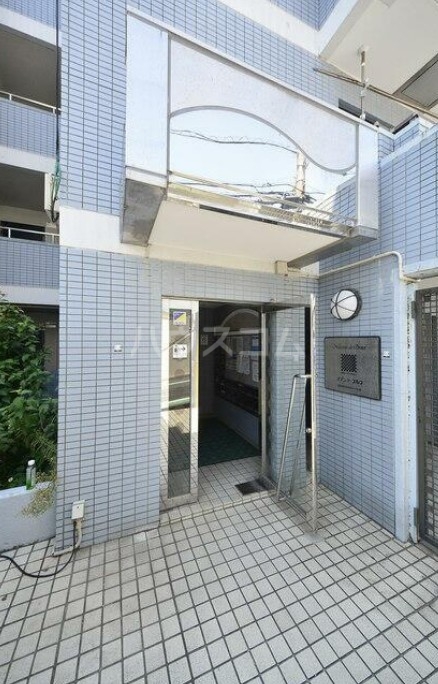 2/7 エントランス