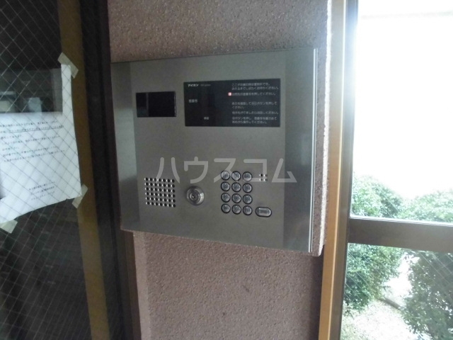 20/27 エントランス