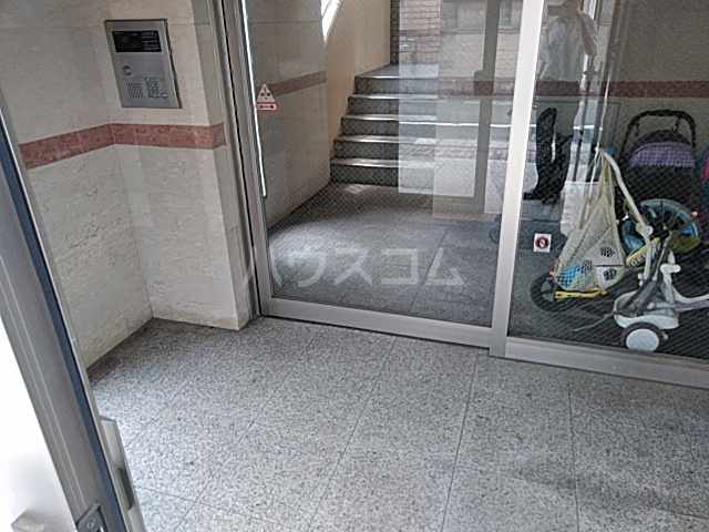 19/21 エントランス