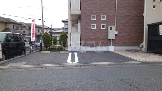 14/20 駐車場