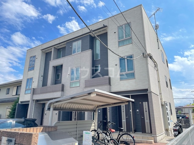 16/22 駐車場