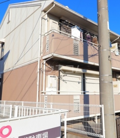 13/23 エントランス