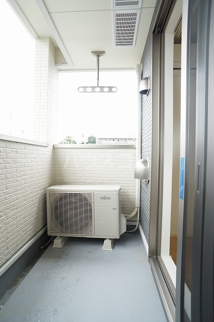 13/21 バルコニー