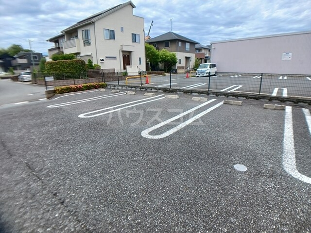 15/30 駐車場