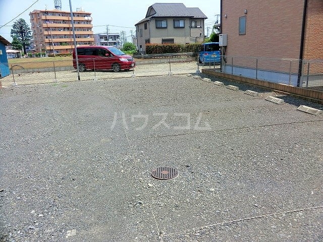 15/16 駐車場