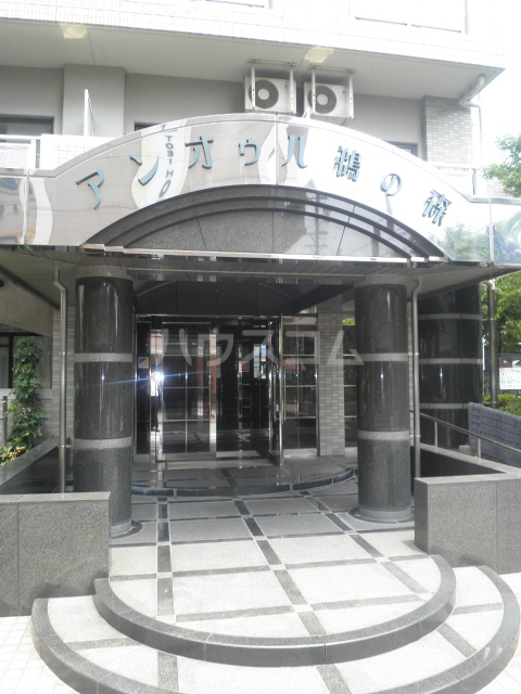 19/28 エントランス