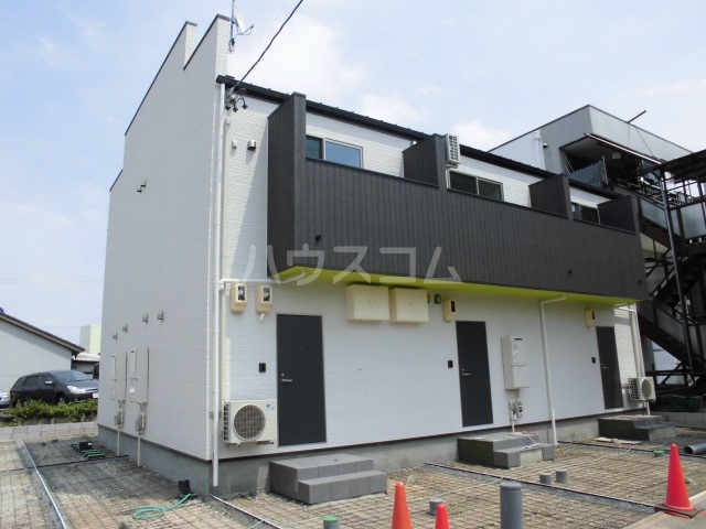 2/4 エントランス