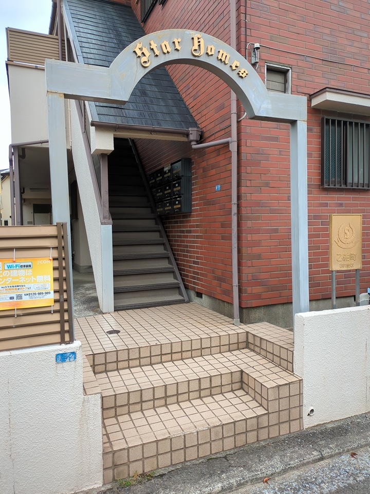 2/3 エントランス