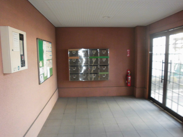 22/30 エントランス