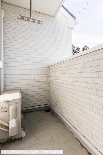 13/21 バルコニー