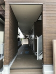 16/26 エントランス