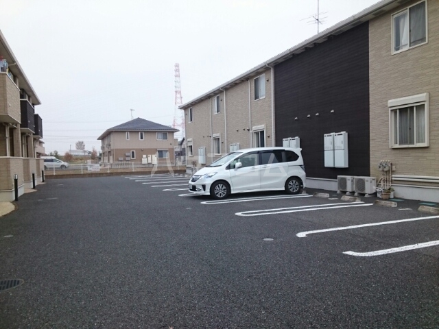 15/30 駐車場