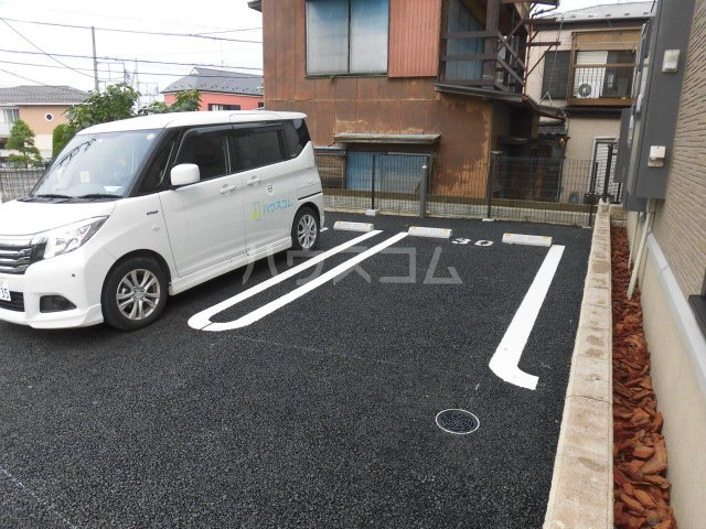 3/7 駐車場