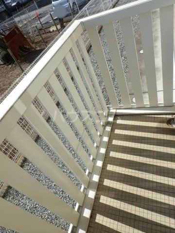 13/23 バルコニー