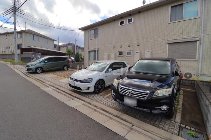 18/26 駐車場
