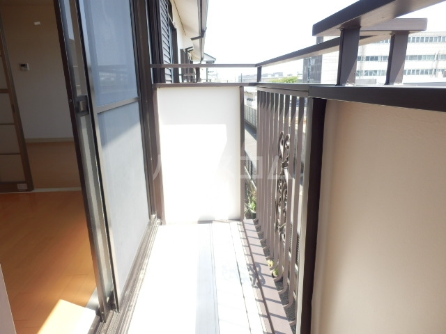 17/30 バルコニー