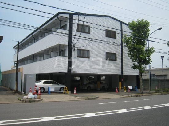 14/23 エントランス