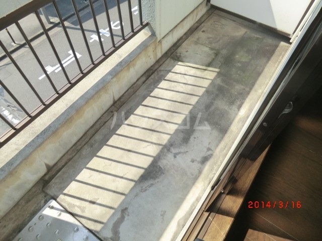 14/30 バルコニー