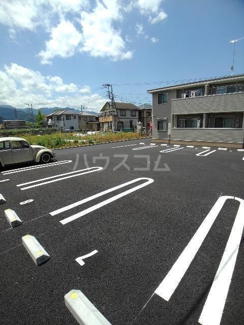 2/17 駐車場