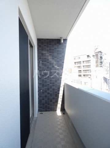 23/30 バルコニー