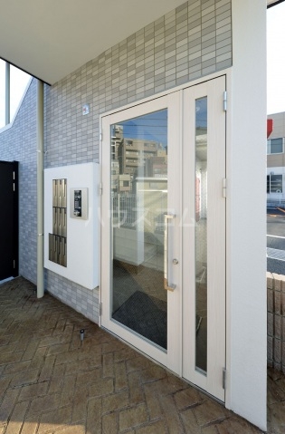 29/30 エントランス