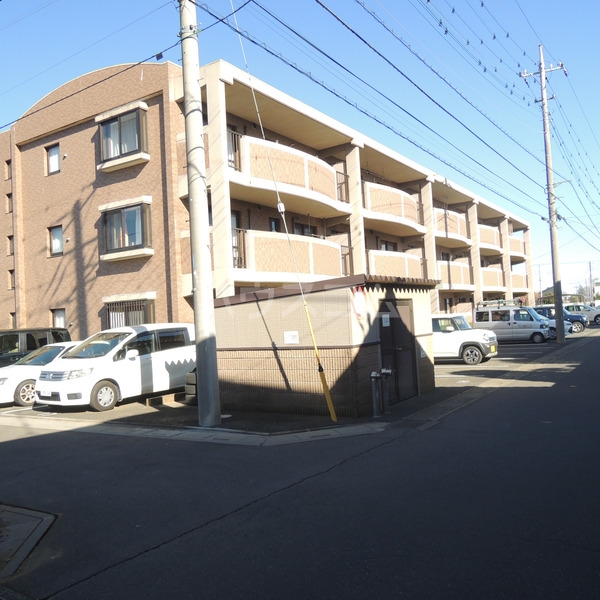 19/28 駐車場