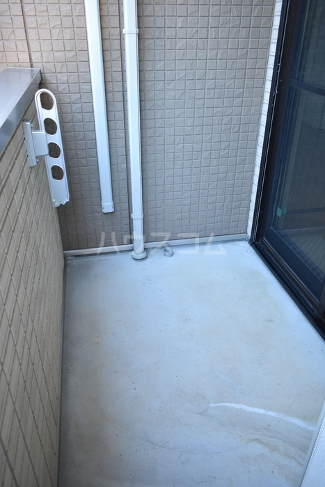 15/23 バルコニー