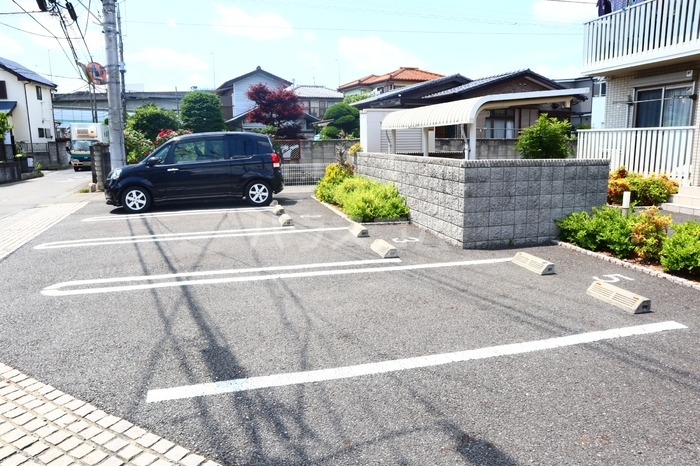 14/17 駐車場