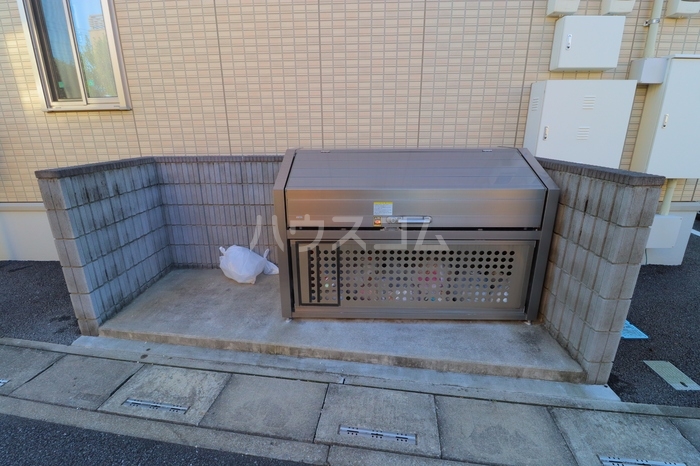 14/23 エントランス