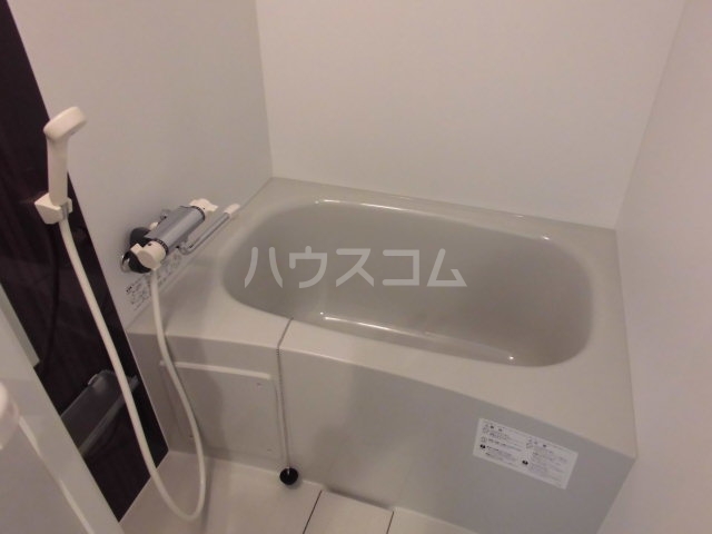 14/30 浴室