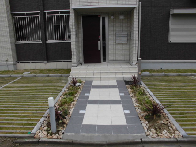 2/10 エントランス