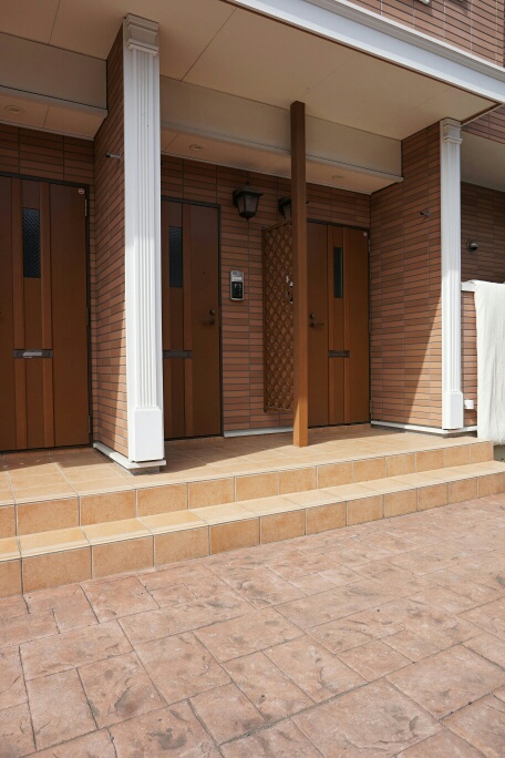 13/20 エントランス