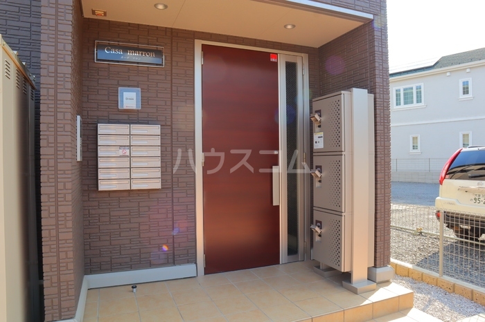 15/17 エントランス