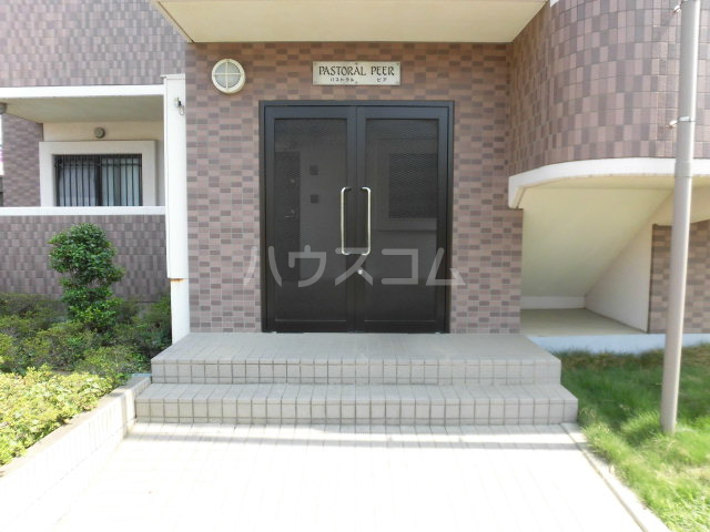 22/30 エントランス