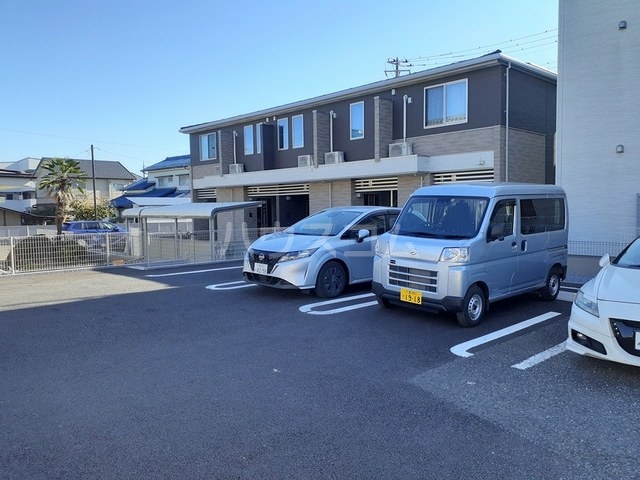 26/30 駐車場