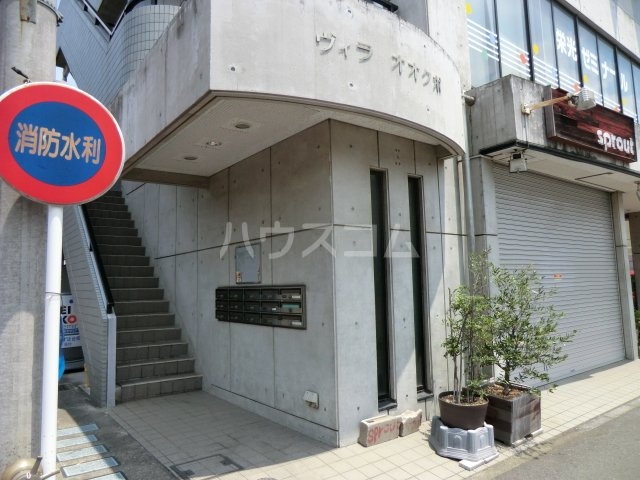 14/19 エントランス