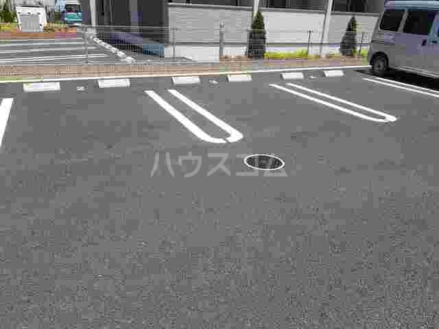 20/30 駐車場