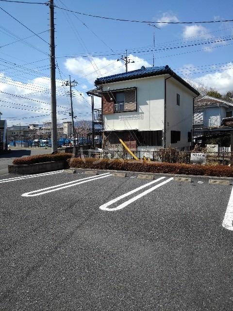 17/30 駐車場