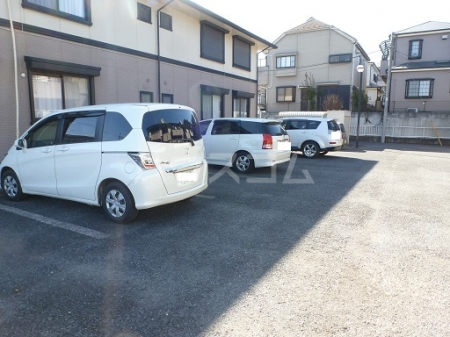 2/8 駐車場