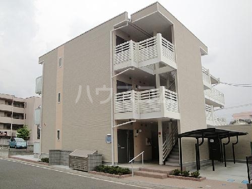 16/21 エントランス