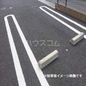 13/20 駐車場