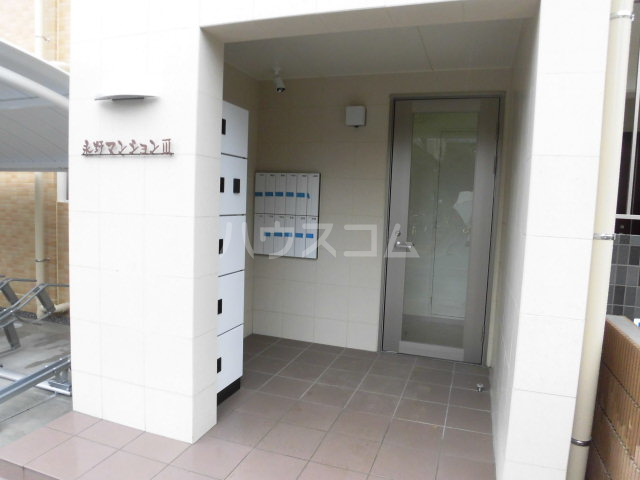 29/30 エントランス