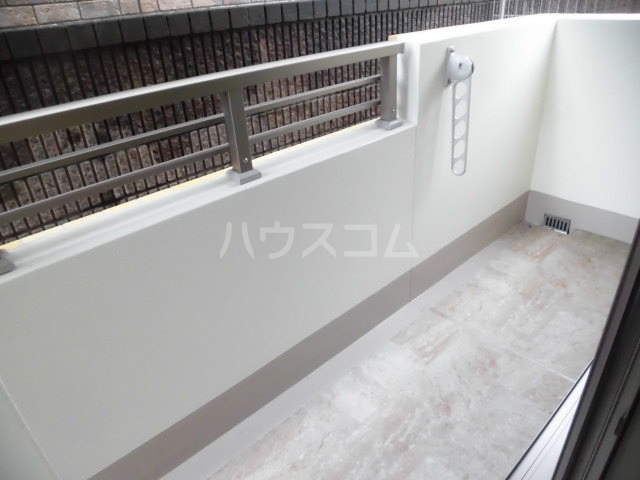 21/30 バルコニー