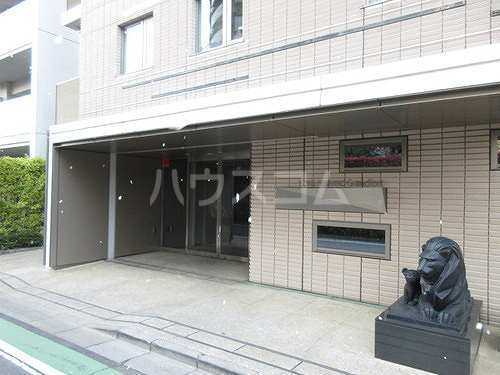 29/30 エントランス