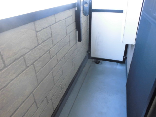 17/28 バルコニー