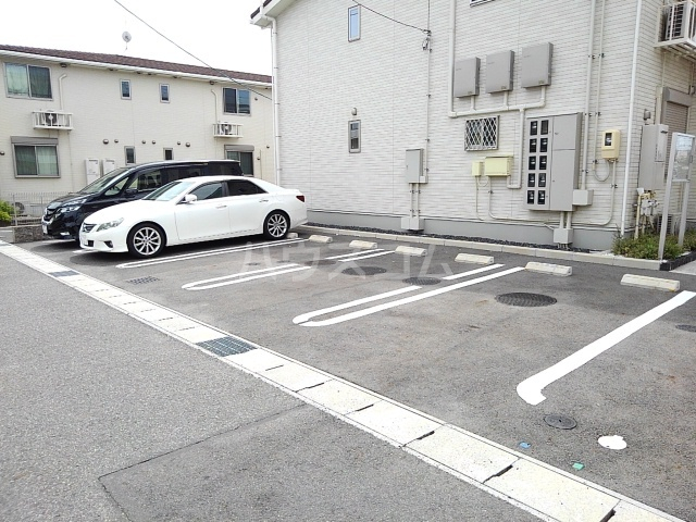 14/20 駐車場