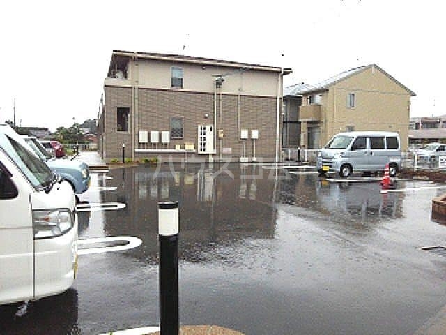16/22 駐車場