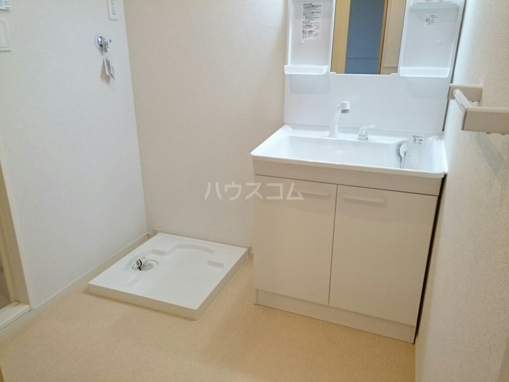 13/30 洗面