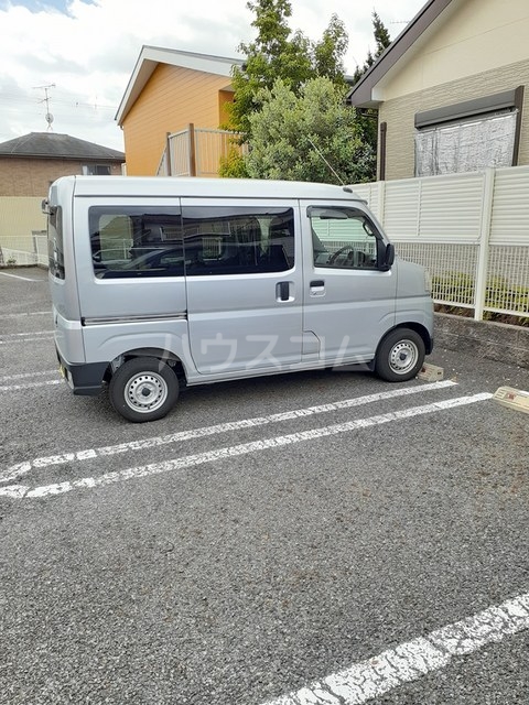 18/24 駐車場