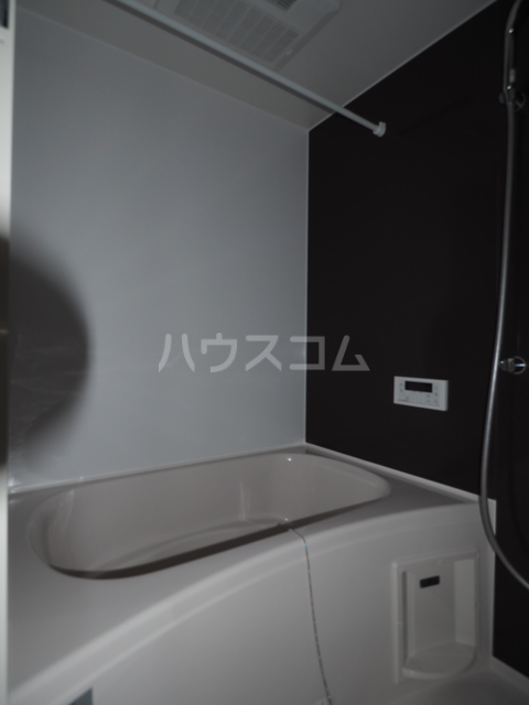 17/30 浴室